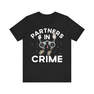 “Partners in Crime” Handcuffs Graphic T-Shirt Black Size XL